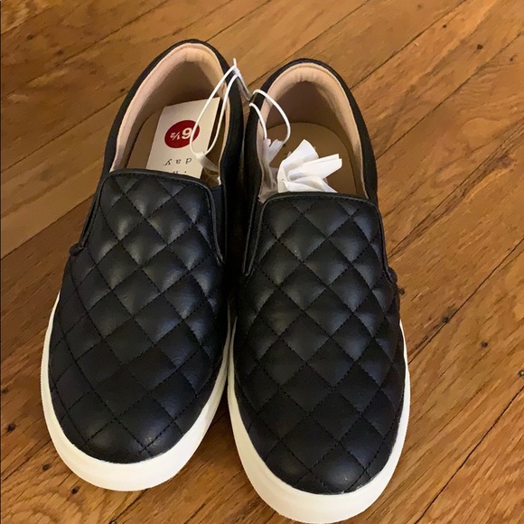 a new day Shoes - NWT A new day Black Sneakers
